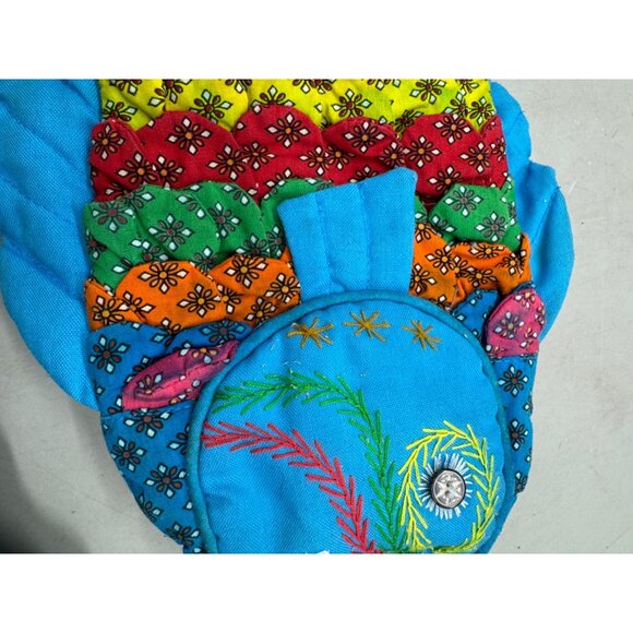 Colorful Fish Shaped Quilted Potholders By David E. Glatt set of 2 colorful blue - Picture 14 of 15